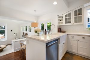 3829 45th ave sw Seattle, WA 98116