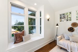 3829 45th ave sw Seattle, WA 98116