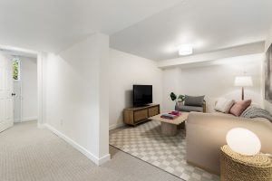 3829 45th ave sw Seattle, WA 98116