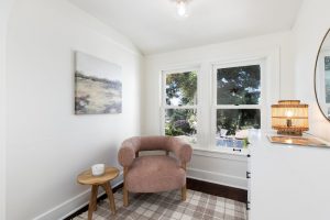 3829 45th ave sw Seattle, WA 98116