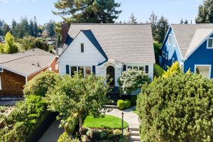 3829 45th ave sw Seattle, WA 98116